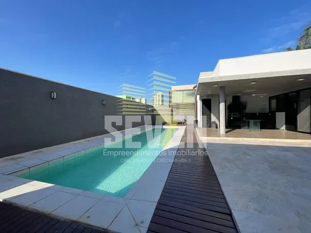 Casa com 630m² 4 quartos e 5 banheiros, à venda, no bairro Residencial Villaggio em Bauru