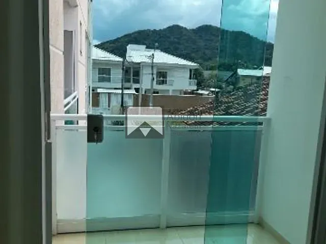 Casa com 85m² 2 quartos e 2 banheiros, à venda, no bairro Maravista em Niterói