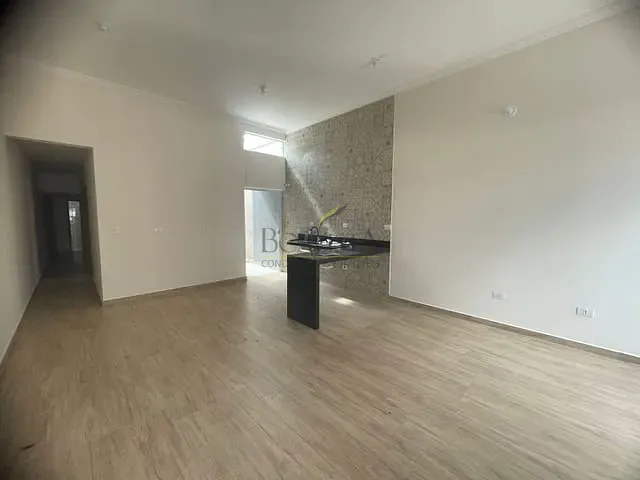 Casa 2 quartos e 1 banheiro, à venda, no bairro San Marino em Piracaia