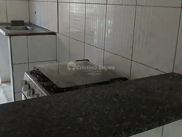 Casa com 180m² 4 quartos e 2 banheiros, à venda, no bairro Parque Piauí em Teresina