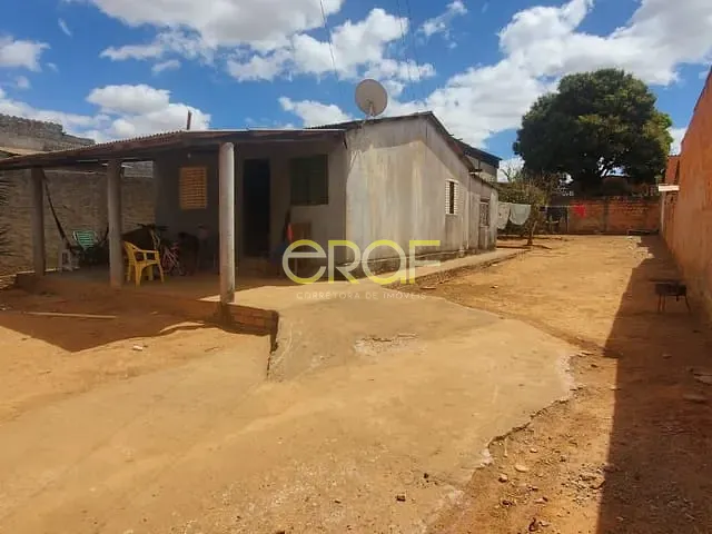 Casa com 420m² 2 quartos e 1 banheiro, à venda, no bairro Parque Lago em Formosa