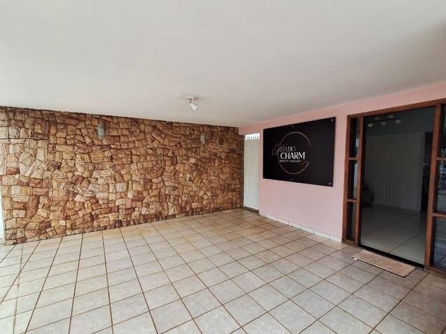 Casa com 230m² 3 quartos e 1 banheiro, à venda, no bairro Centro em Birigüi