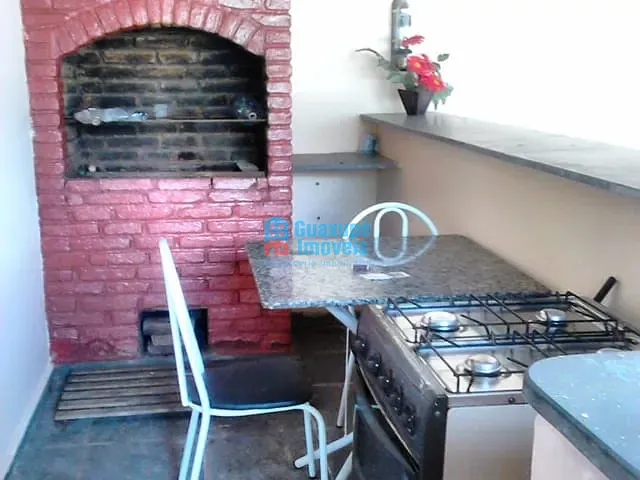 Casa com 1000m², à venda, no bairro CENTRO em GUARANÉSIA
