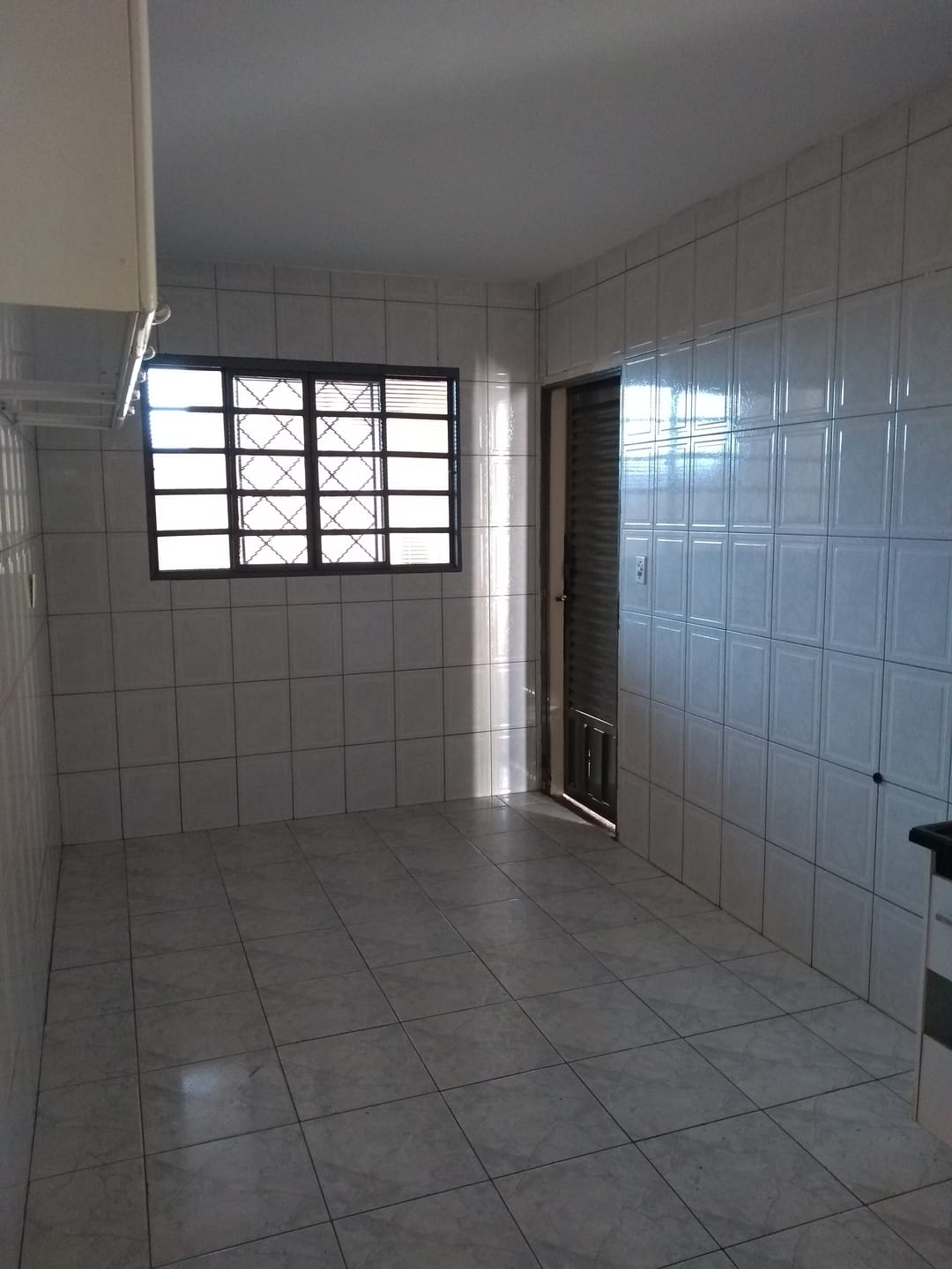 Casa para alugar com 2 quartos, 100m² - Foto 12