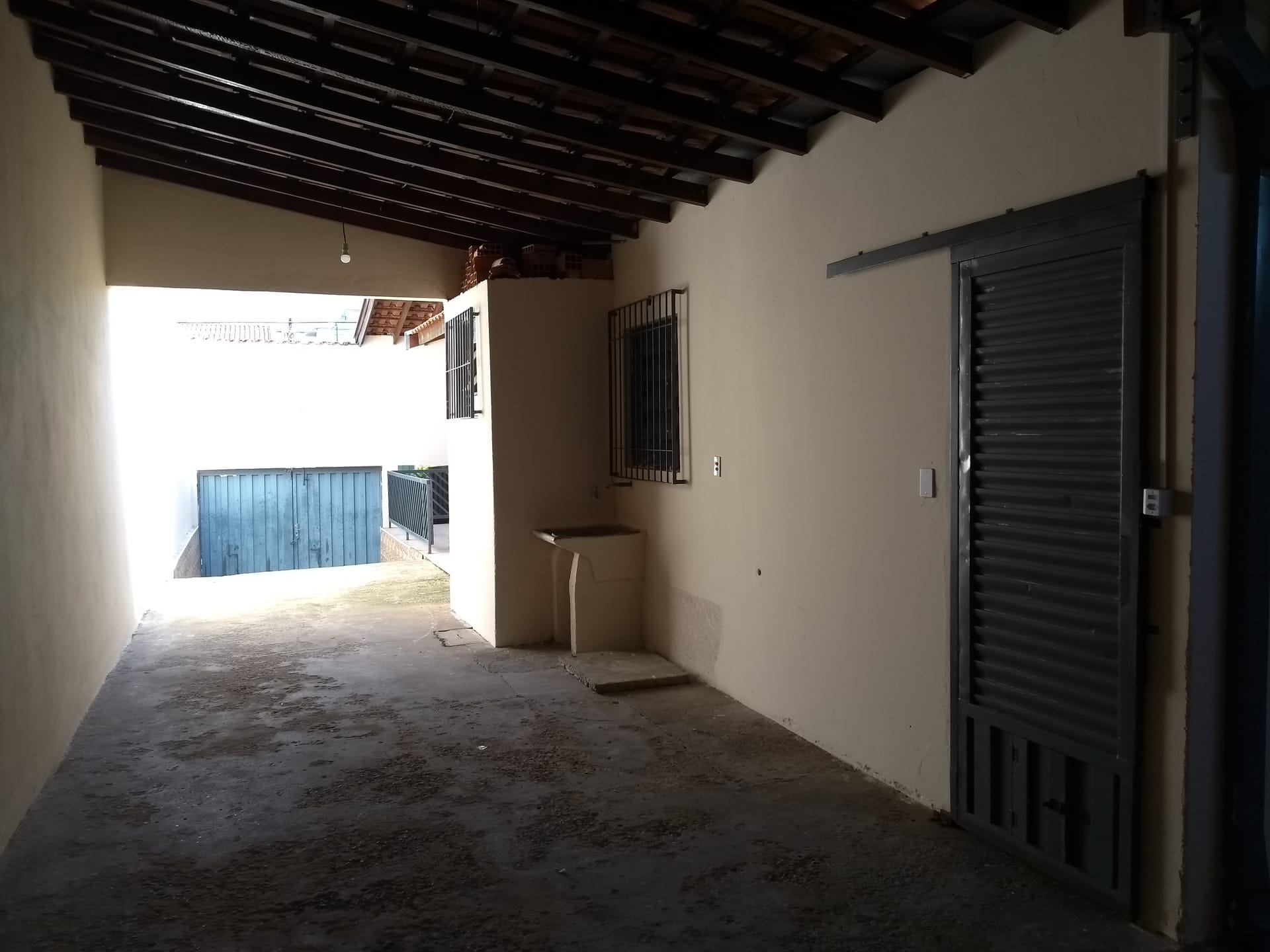 Casa para alugar com 2 quartos, 100m² - Foto 9