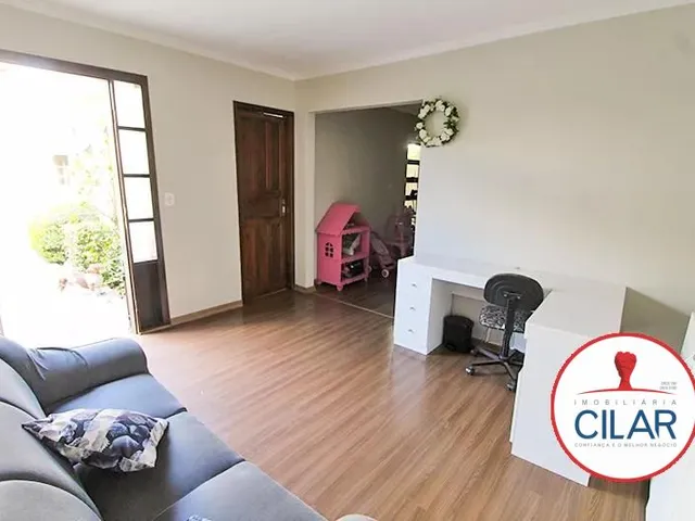 Prédio 3 quartos e 2 banheiros, para alugar, no bairro Capão da Imbuia em Curitiba