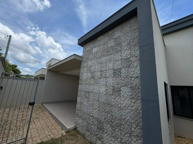 Casa com 248m² 3 quartos e 1 banheiro, à venda, no bairro Aquarela das Artes em Sinop