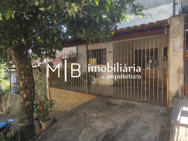 Casa 2 quartos e 1 banheiro, à venda, no bairro Haidee em Cataguases