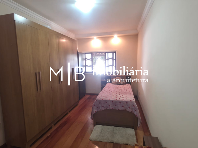 Casa 2 quartos e 1 banheiro, à venda, no bairro Haidee em Cataguases