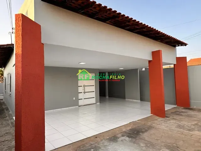 Casa com 600m² 4 quartos e 2 banheiros, à venda ou para alugar, no bairro Vermelha em Teresina