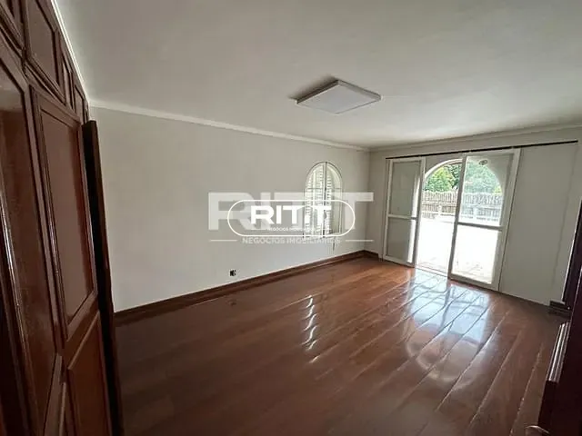 Casa com 1000m² 15 quartos e 2 banheiros, para alugar, no bairro Parque Taquaral em Campinas