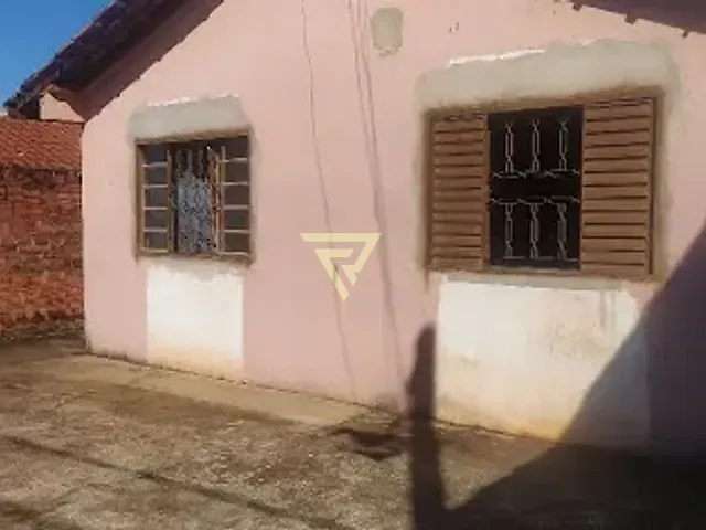 Casa com 200m² 2 quartos e 2 banheiros, à venda, no bairro Jardim Doutor Paulo Gomes Romeo em Ribeirão Preto