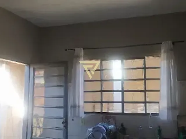 Casa com 200m² 2 quartos e 2 banheiros, à venda, no bairro Jardim Doutor Paulo Gomes Romeo em Ribeirão Preto
