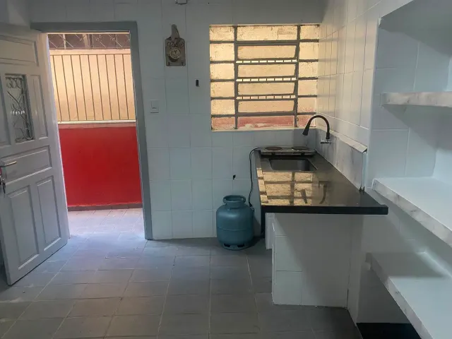Casa com 60m² 1 quarto e 1 banheiro, para alugar, no bairro Vila Firmiano Pinto em São Paulo