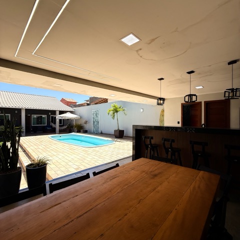 Casa com 360m² 4 quartos e 2 banheiros, à venda, no bairro Porto do Carro em Cabo Frio
