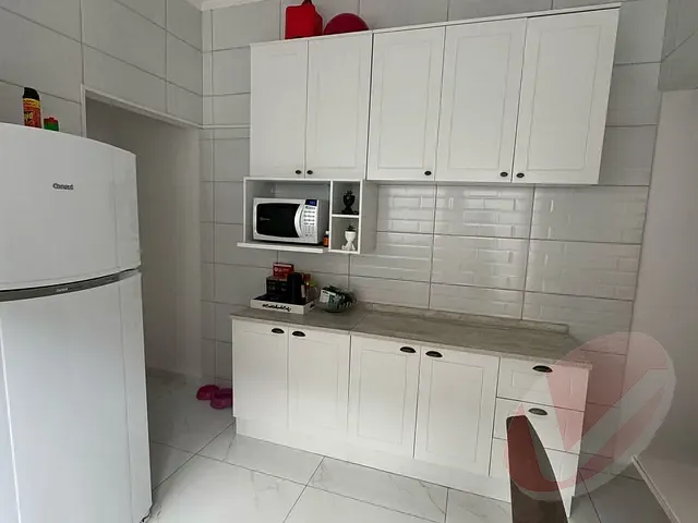 Casa 2 quartos e 2 banheiros, à venda, no bairro Maracanã em Praia Grande