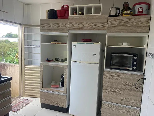 Casa com 138m² 2 quartos e 1 banheiro, à venda, no bairro Loteamento Residencial Villágio Di Roma em Apucarana