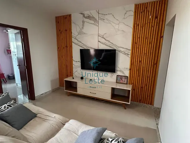 Casa 2 quartos e 2 banheiros, à venda, no bairro Jardim Vitória em Belo Horizonte