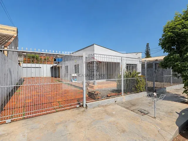 Casa com 441m², à venda, no bairro Centro em Rolândia