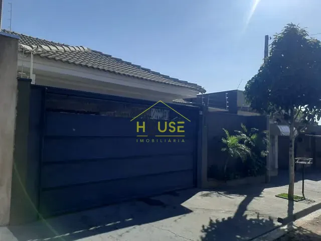 Casa com 192m² 3 quartos e 2 banheiros, à venda, no bairro Jardim Residencial Vilar em Votuporanga