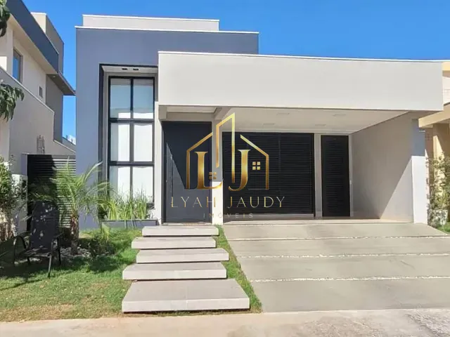Casa com 320m² 3 quartos e 4 banheiros, à venda, no bairro Jardim Imperial em Cuiabá
