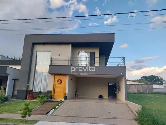 Casa 4 quartos e 4 banheiros, à venda, no bairro Piracangaguá em Taubaté