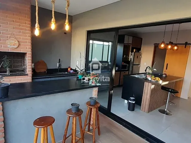 Casa 4 quartos e 4 banheiros, à venda, no bairro Piracangaguá em Taubaté