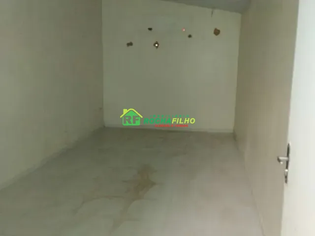 Casa com 220m² 2 quartos e 1 banheiro, para alugar, no bairro Centro em Teresina