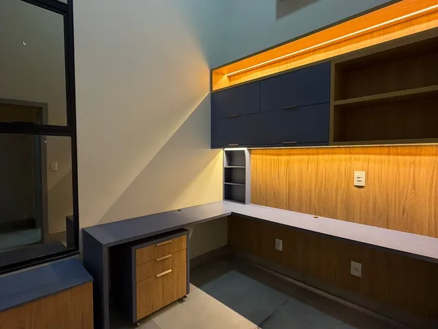 Foto do Casa - Casa à venda no Condomínio Village Provence – Contemporânea, 3 suítes, piscina e acabamento de alto padrão | Roma Prime Imóveis