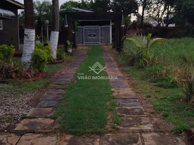Casa 4 quartos e 2 banheiros, à venda, no bairro Centro em Itaúba