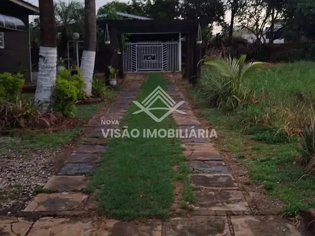 Casa 4 quartos e 2 banheiros, à venda, no bairro Centro em Itaúba