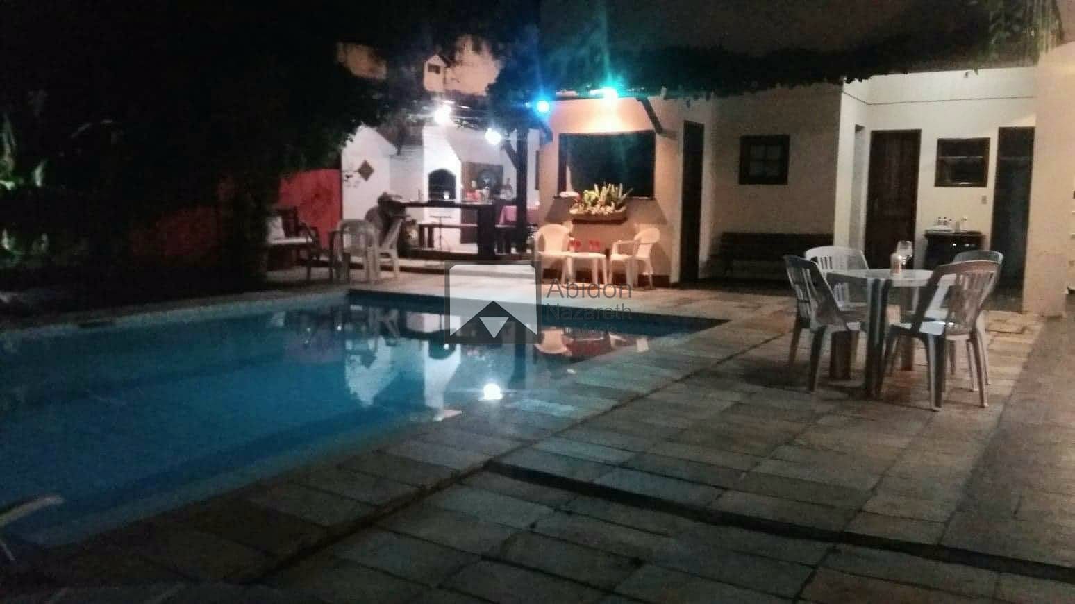 Casa, 4 quartos, 350 m² - Foto 1