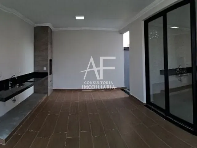 Casa com 300m² 3 quartos e 4 banheiros, à venda, no bairro Condomínio Ouro Ville em Taubaté