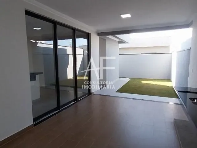 Casa com 300m² 3 quartos e 4 banheiros, à venda, no bairro Condomínio Ouro Ville em Taubaté