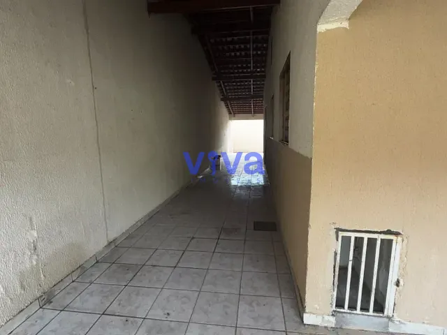 Casa 3 quartos e 2 banheiros, para alugar, no bairro Residencial Village Garavelo - 2ª Etapa em Aparecida de Goiânia