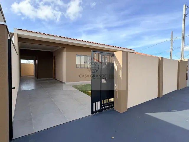Casa com 150m² 3 quartos e 1 banheiro, à venda, no bairro Água Verde em Rolândia