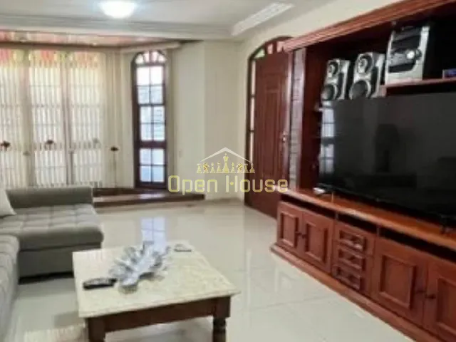 Casa 5 quartos e 4 banheiros, à venda, no bairro Vila Santa Cecília em Volta Redonda