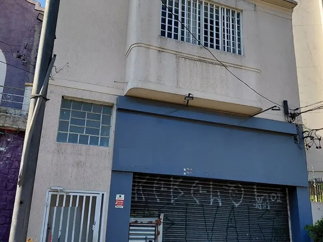 Casa com 180m², para alugar, no bairro Cambuci em São Paulo
