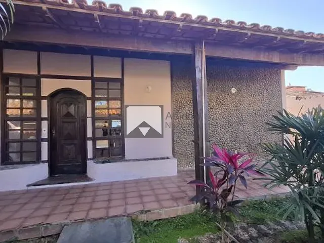 Casa com 360m² 3 quartos e 4 banheiros, à venda, no bairro Itaipu em Niterói