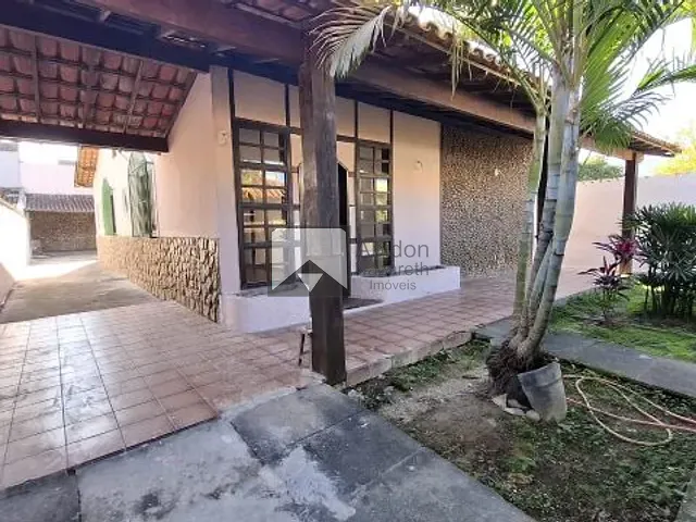 Casa com 360m² 3 quartos e 4 banheiros, à venda, no bairro Itaipu em Niterói