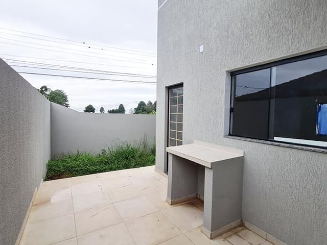 Casa com 100m² 3 quartos e 2 banheiros, à venda, no bairro Uvaranas em Ponta Grossa