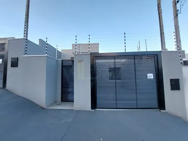 Casa com 126m² 2 quartos e 1 banheiro, à venda, no bairro Residêncial Joaquim Vicente de Castro em Apucarana
