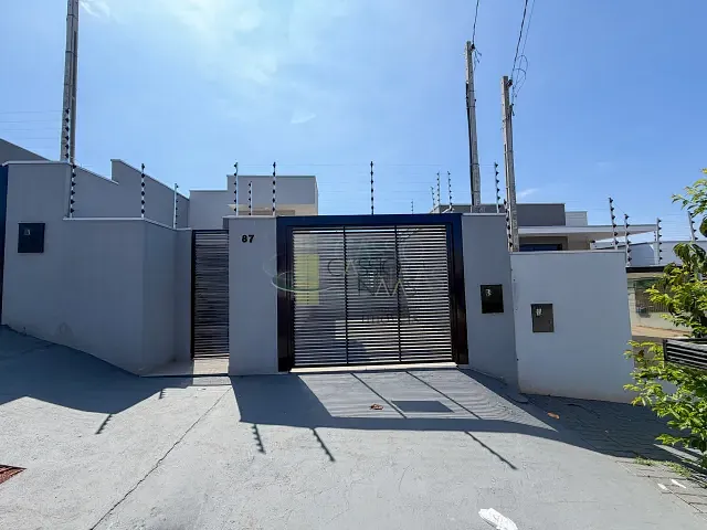 Casa com 126m² 2 quartos e 1 banheiro, à venda, no bairro Residêncial Joaquim Vicente de Castro em Apucarana