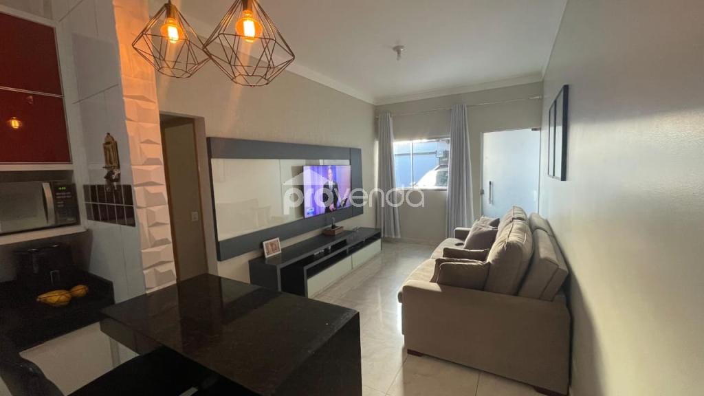 Casa, 2 quartos, 74 m² - Foto 1