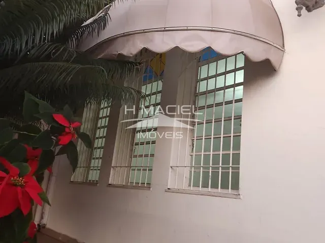 Casa com 300m² 4 quartos e 1 banheiro, à venda, no bairro Jardim Magnólia em Campinas