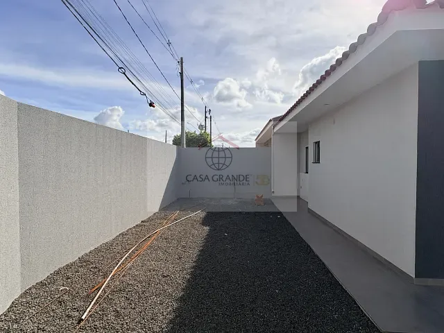 Casa com 150m² 3 quartos e 1 banheiro, à venda, no bairro Agua Verde em Rolândia