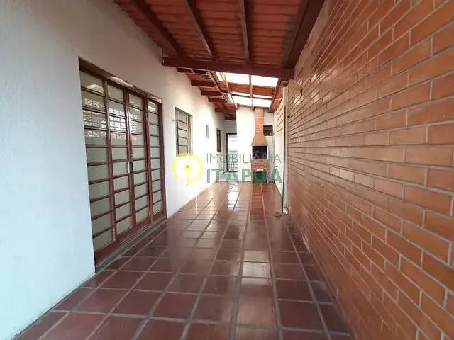 Casa com 265m² 3 quartos e 1 banheiro, à venda, no bairro Ouro Verde em Londrina