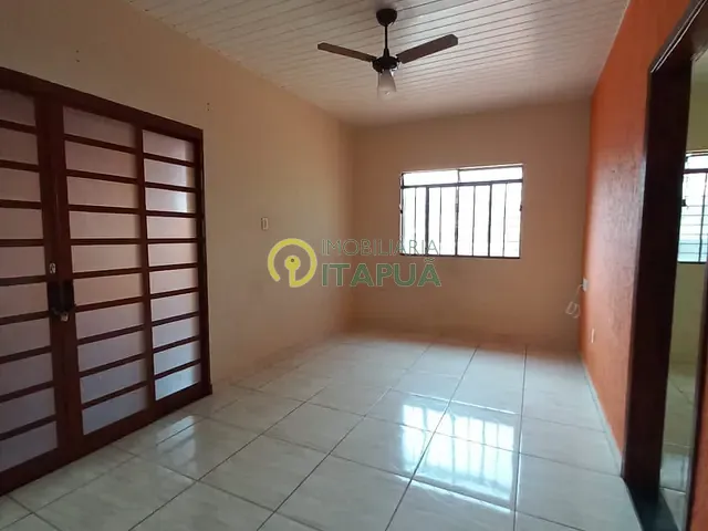 Casa com 265m² 3 quartos e 1 banheiro, à venda, no bairro Ouro Verde em Londrina