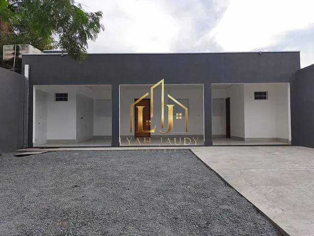Casa com 250m² 2 quartos e 2 banheiros, à venda, no bairro Morada da Serra em Cuiabá