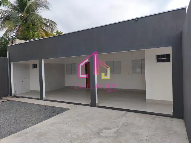 Casa com 250m² 2 quartos e 2 banheiros, à venda, no bairro Morada da Serra em Cuiabá